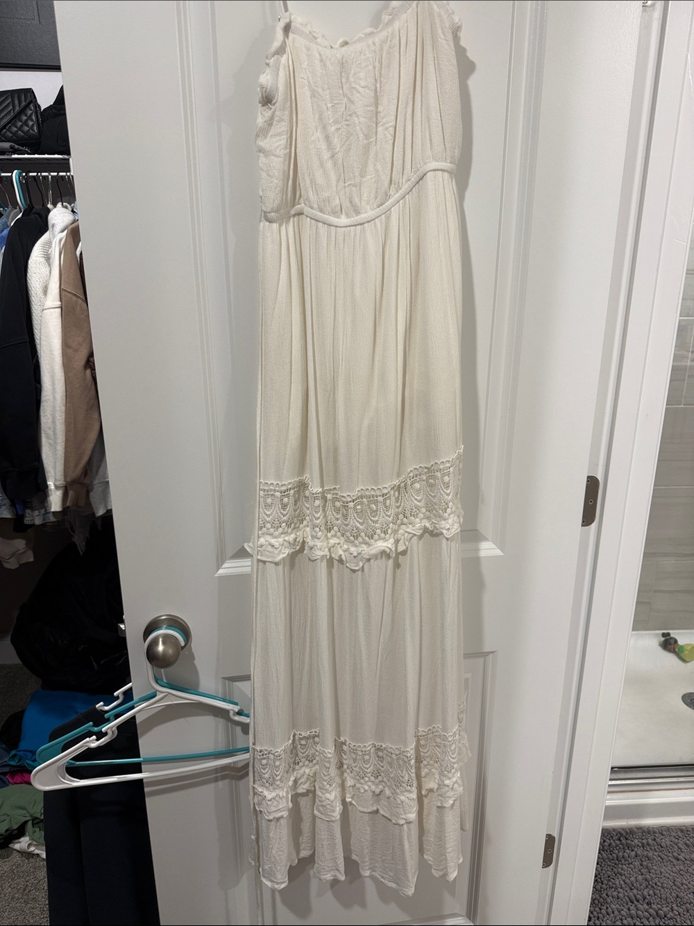 Women’s Cream Lace-Trim Maxi Dress